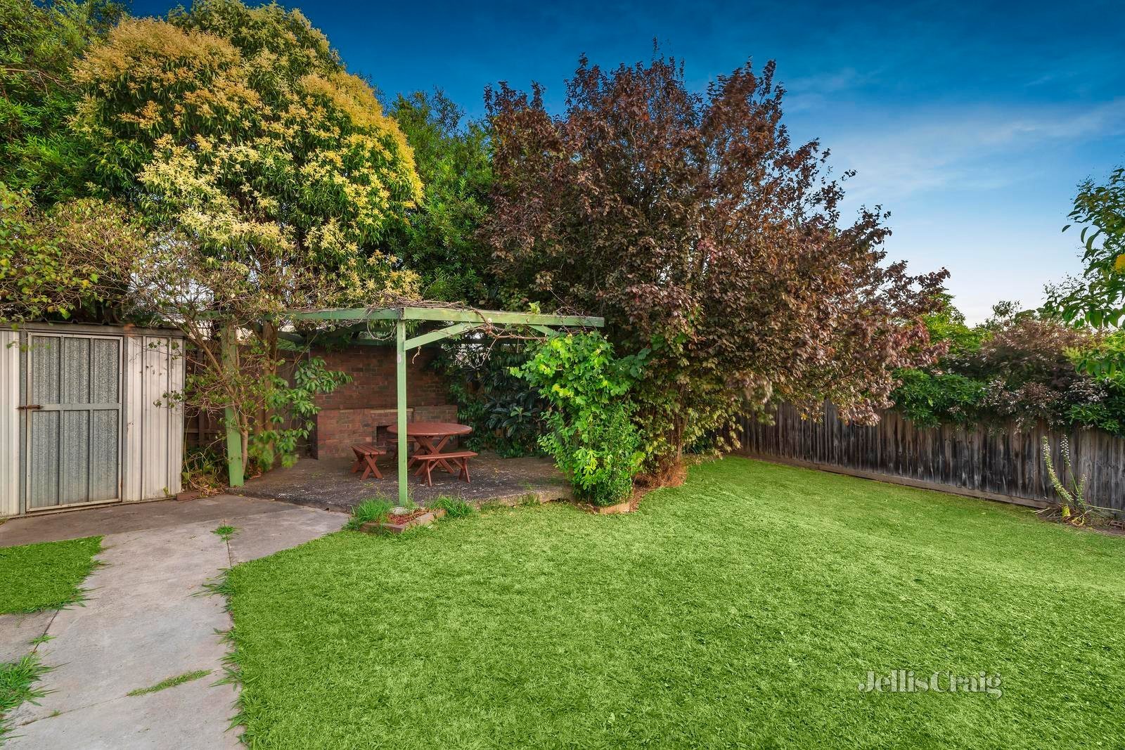 22 Rowan Street, Doncaster East image 8