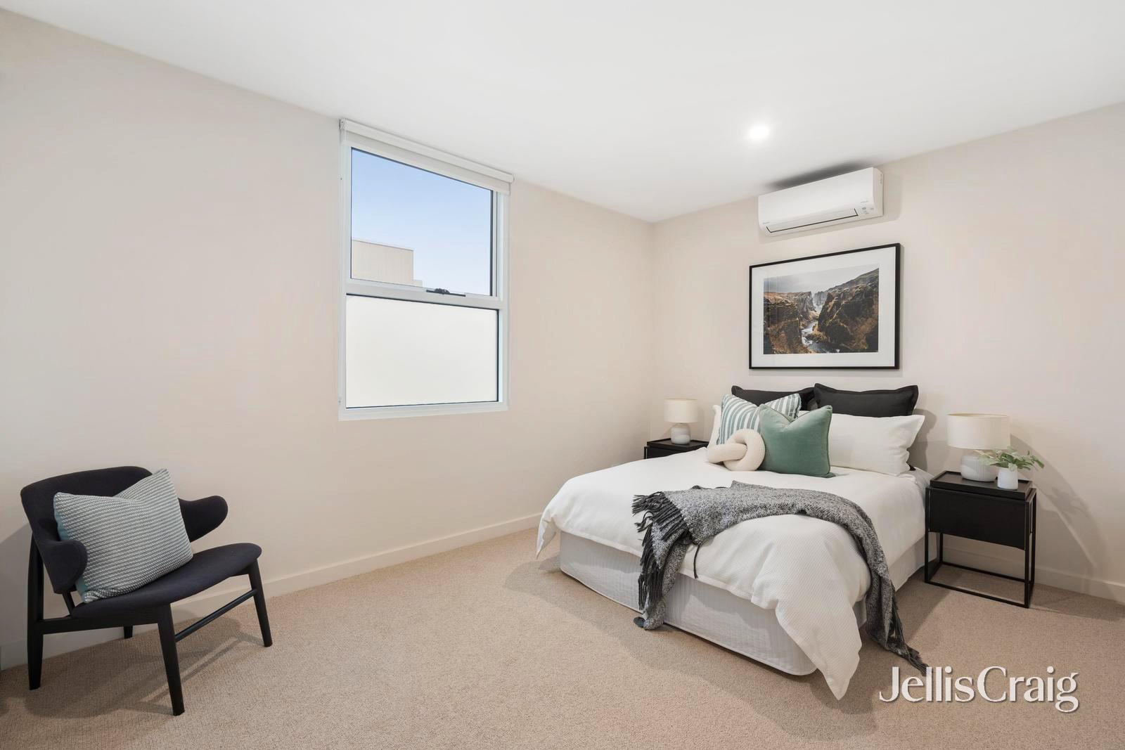 2/2 Ruda Street, Doncaster image 12