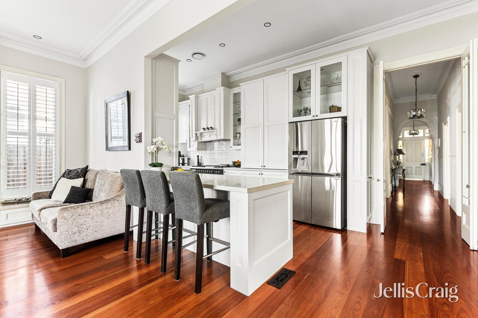 22 Russell Place, Williamstown image 5