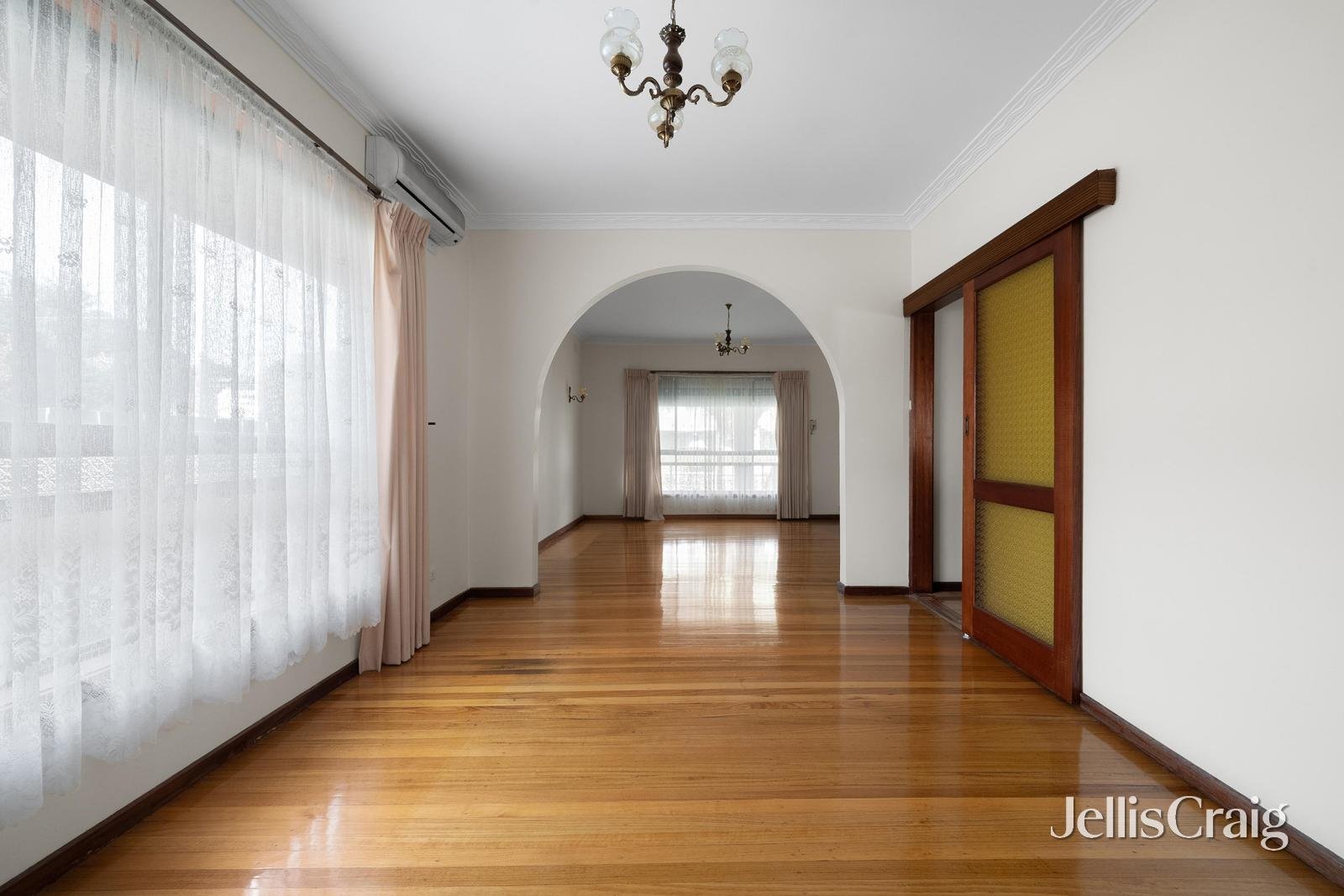 22 Salisbury Street, Newport image 3
