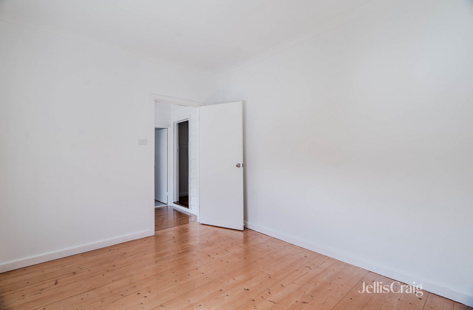 22 Sanderson Street, Yarraville image 7