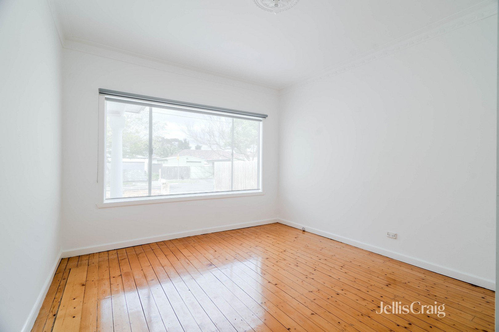 22 Sanderson Street, Yarraville image 6