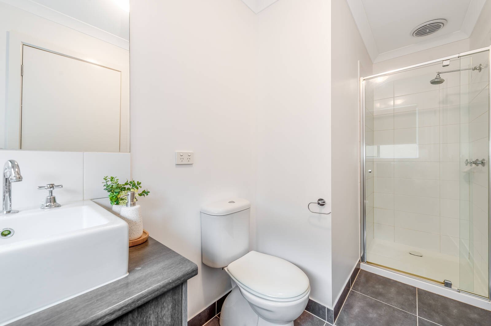 22 Seagrass Crescent Point Cook