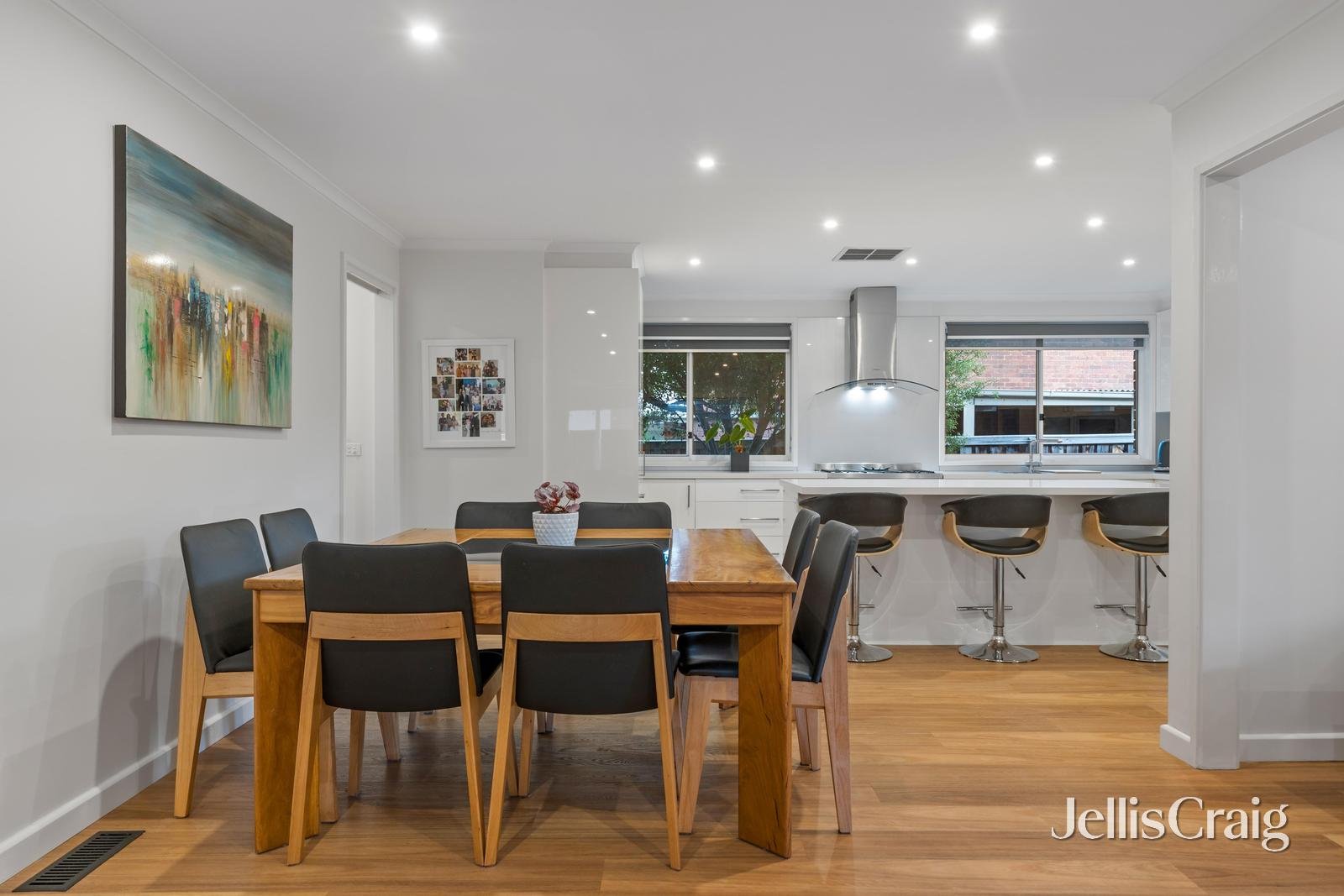 22 Selbourne Way, Mulgrave image 5
