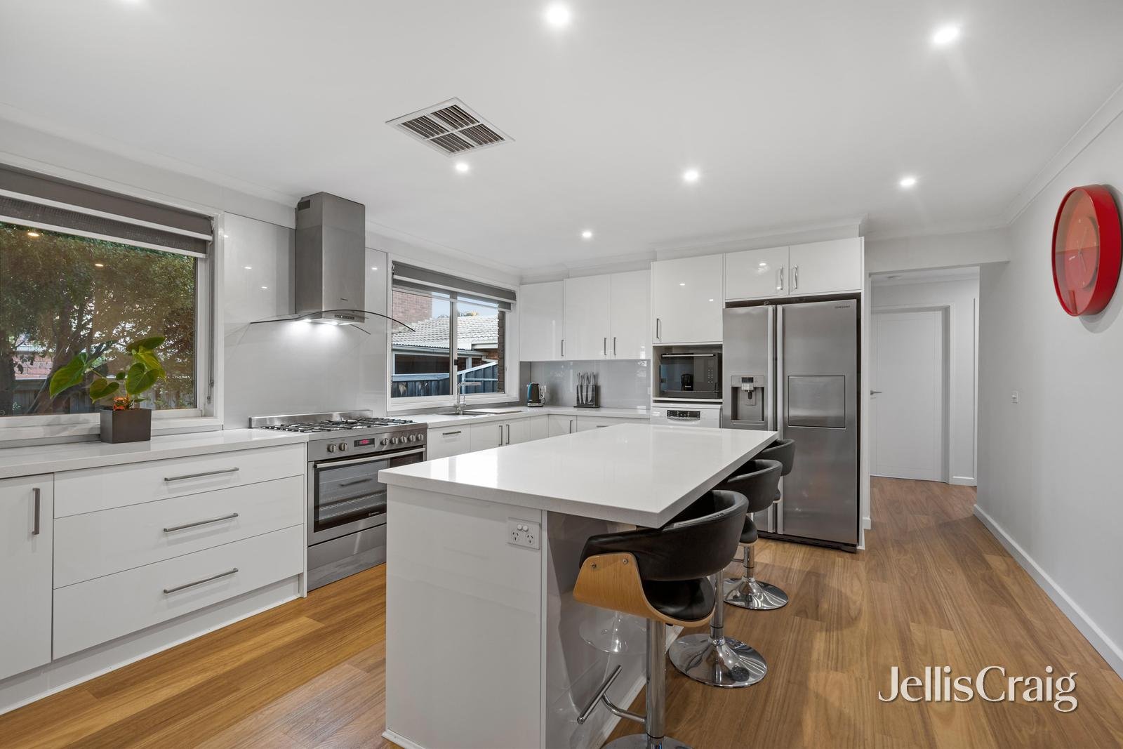 22 Selbourne Way, Mulgrave image 6