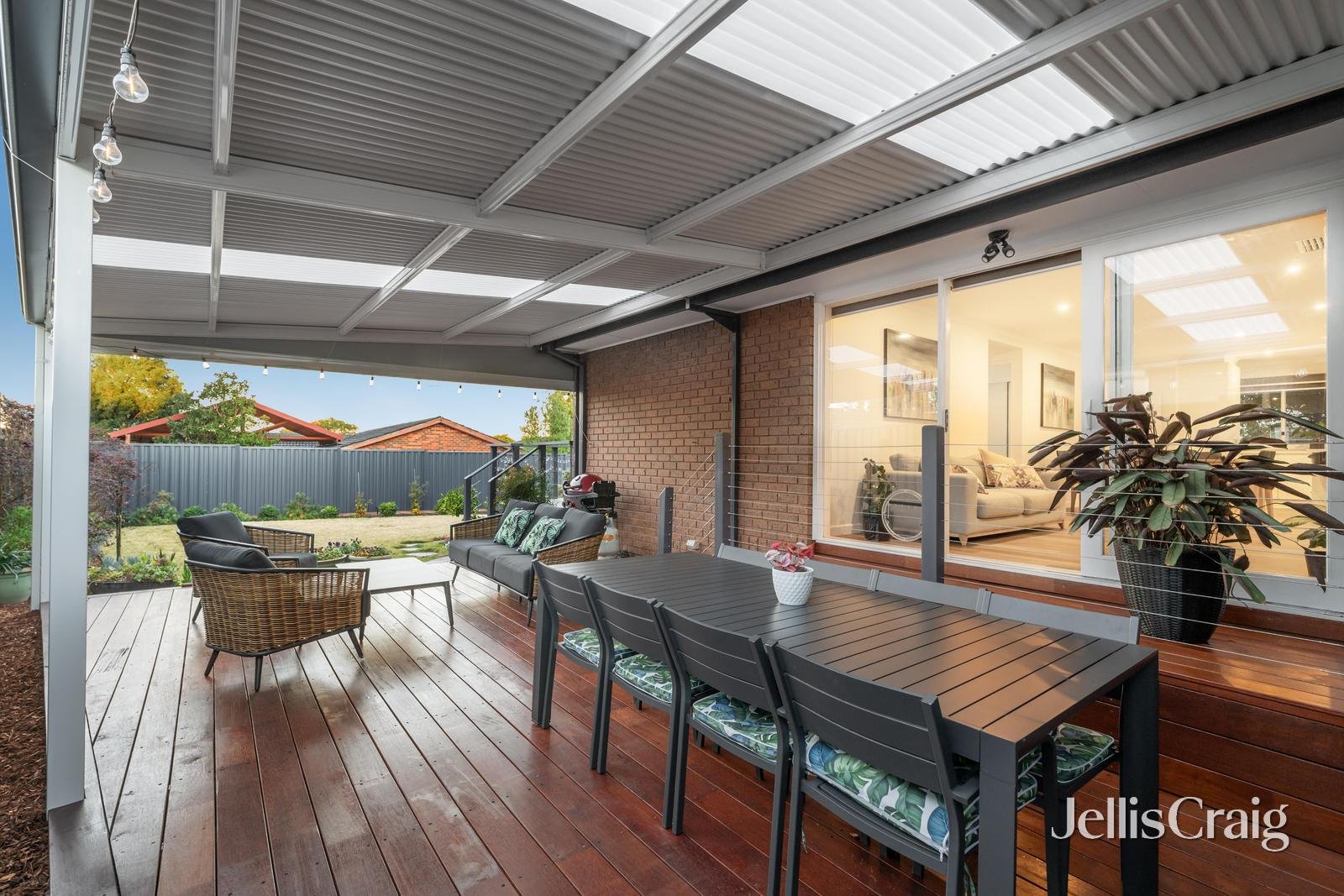 22 Selbourne Way, Mulgrave image 11