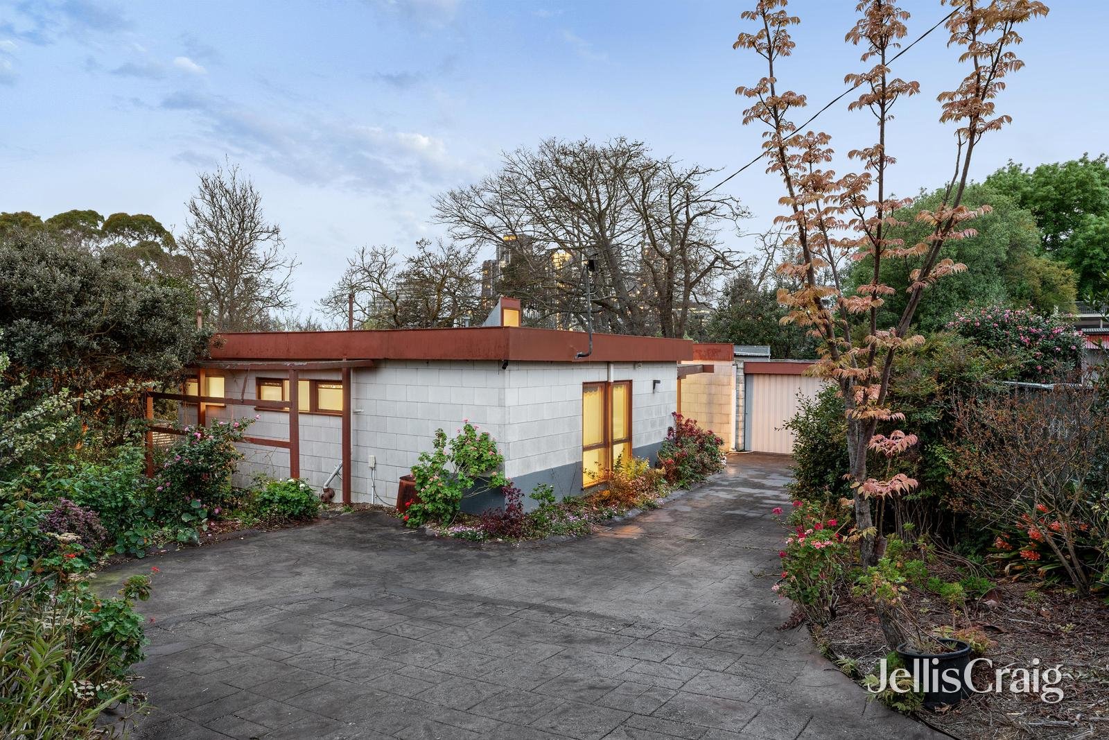 22 Serpentine Street, Mont Albert image 19