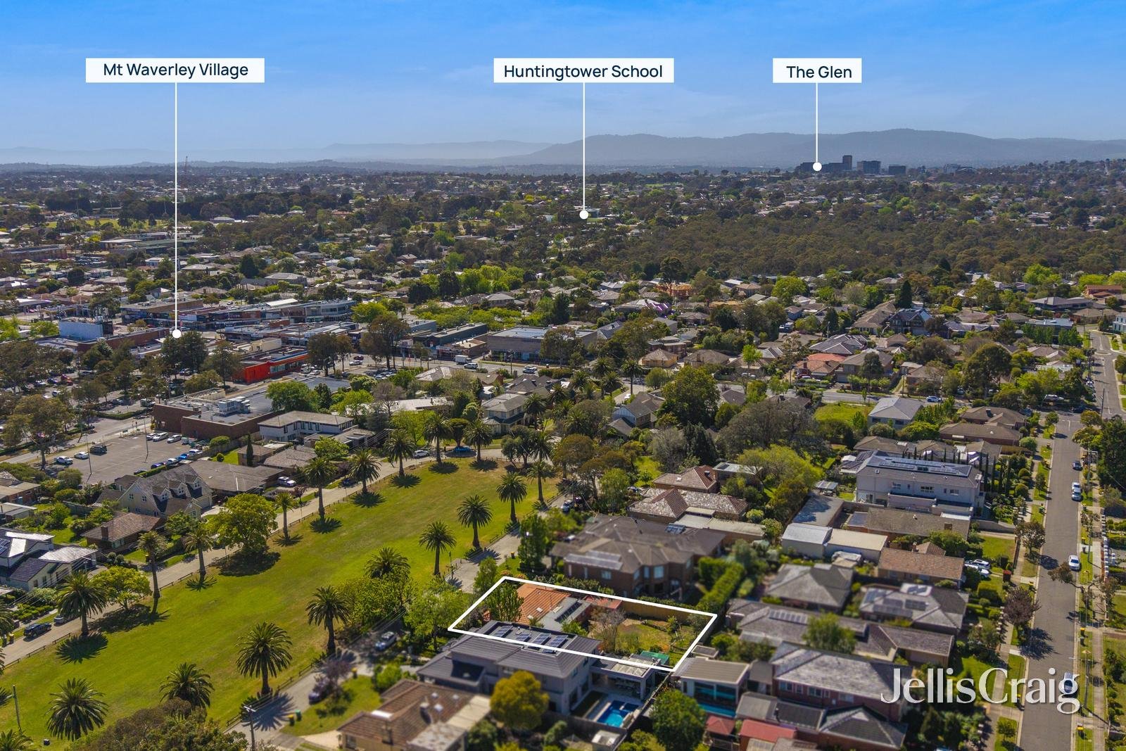 22 Sherwood Road, Mount Waverley image 3