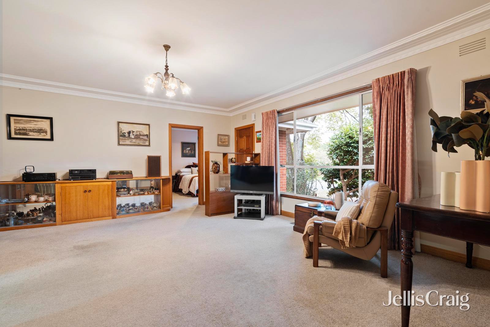 22 Smithdene Avenue, Ringwood&nbsp;East image 2