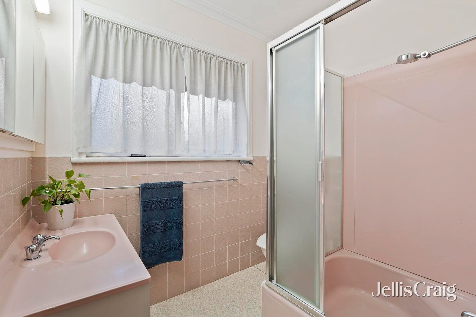 22 Smithdene Avenue, Ringwood&nbsp;East image 11