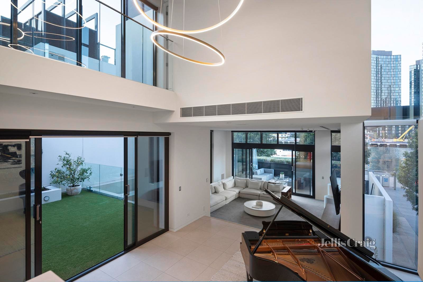 22 South Wharf Drive, Docklands image 12