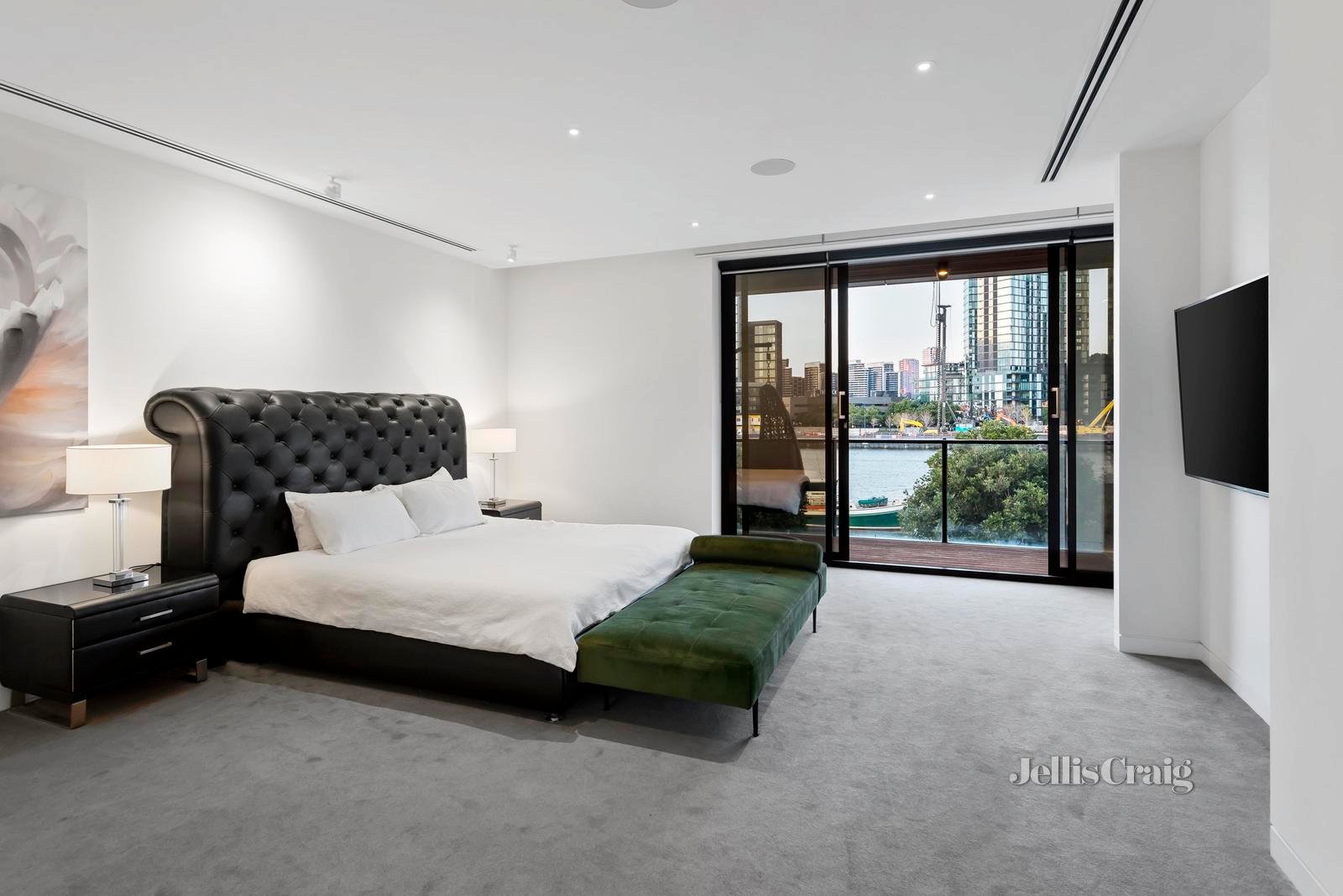 22 South Wharf Drive, Docklands image 13
