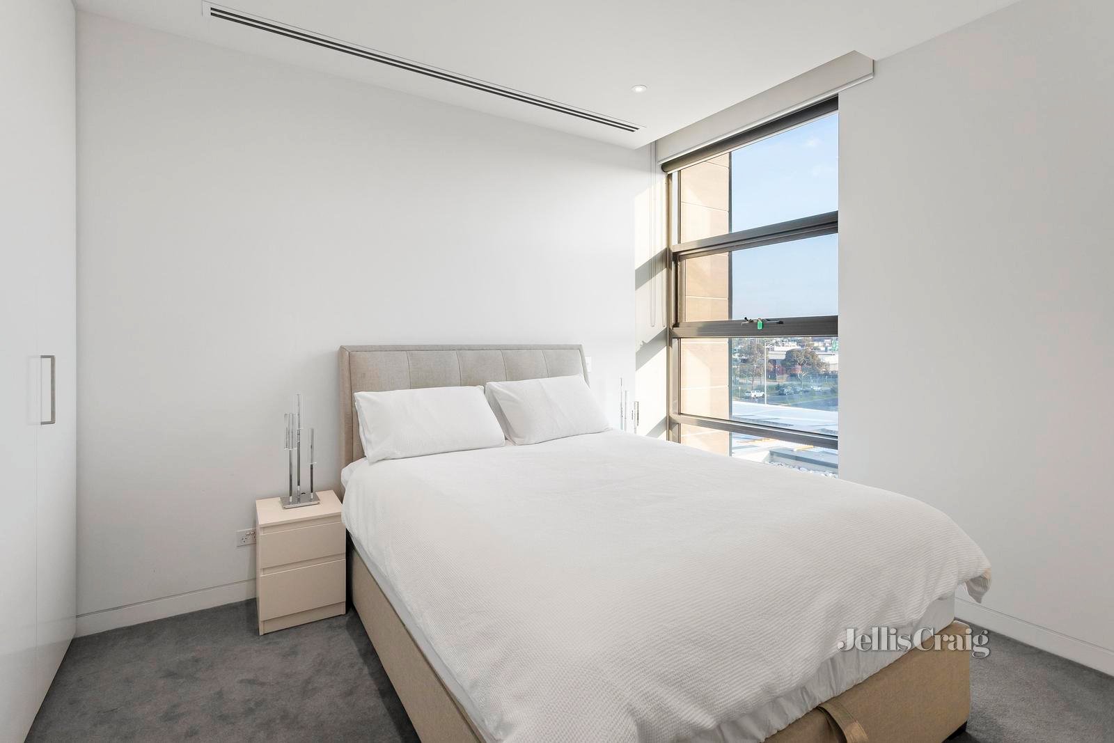 22 South Wharf Drive, Docklands image 15