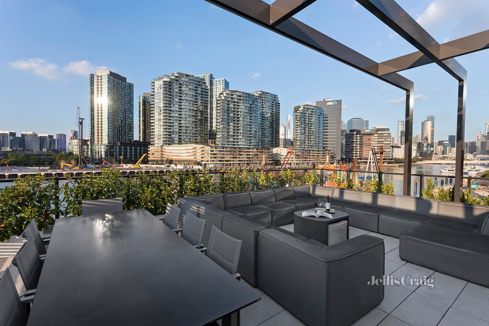 22 South Wharf Drive, Docklands image 18