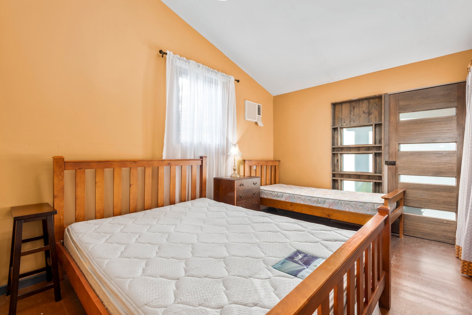 Property Gallery Thumbnail 3