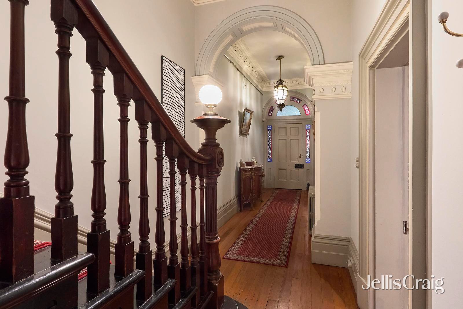 22 St Vincent Place, Albert Park image 3