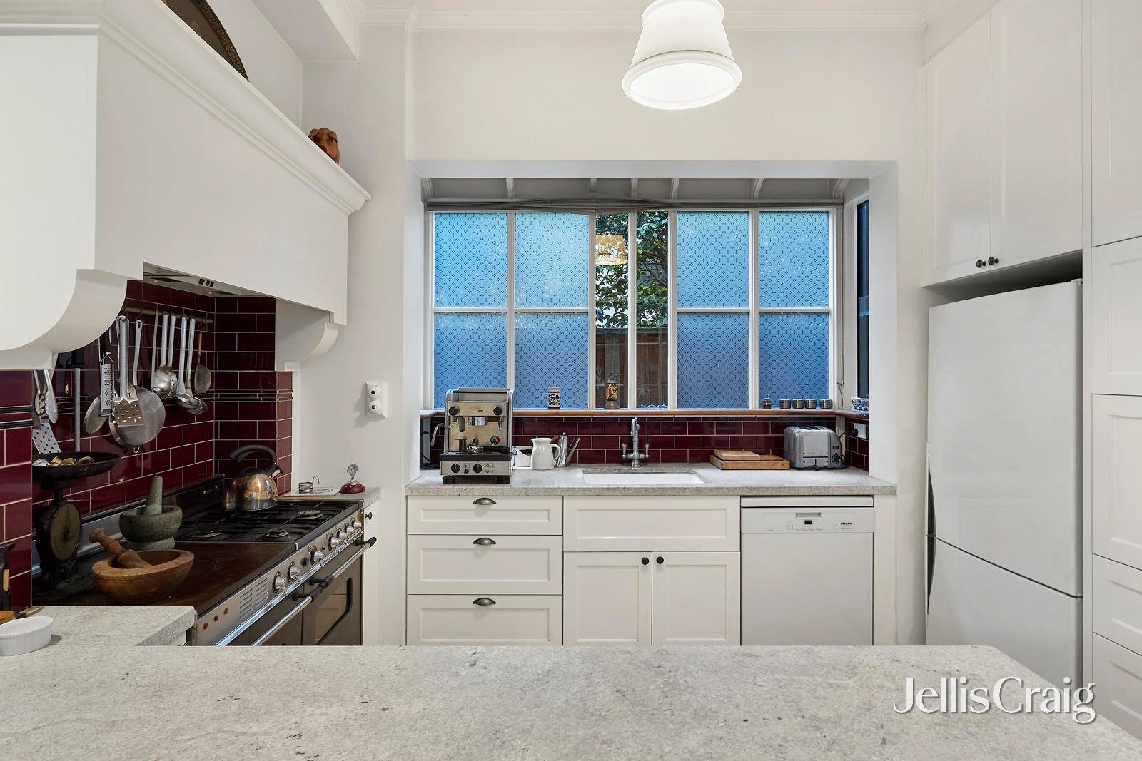 22 St Vincent Place, Albert Park image 8