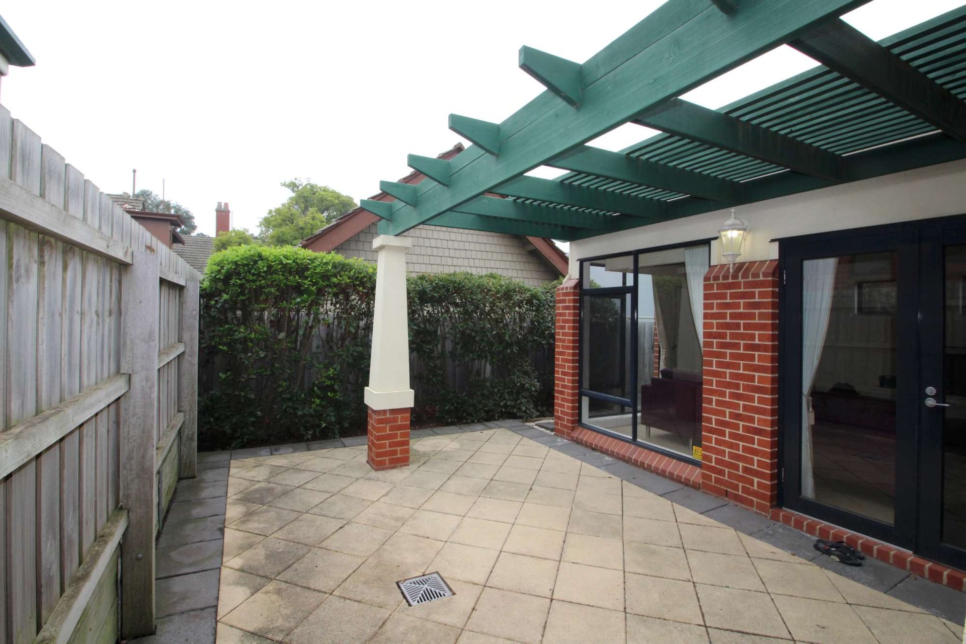 2/2 Stinton Avenue, Newtown image 17