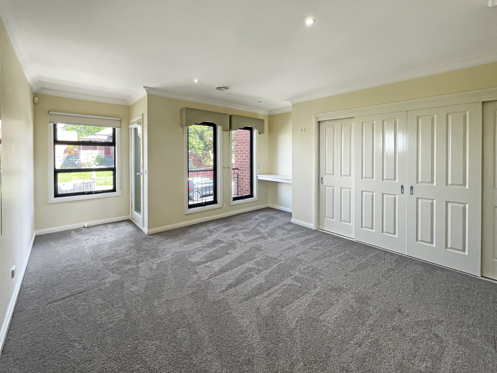 2/2 Stinton Avenue, Newtown image 10