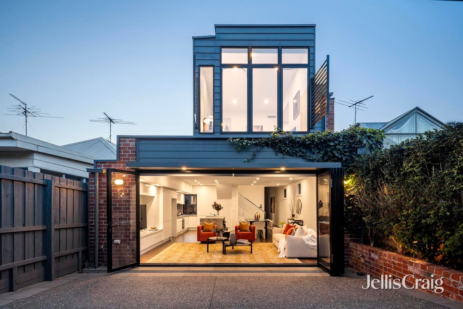 22 Stuart Street, Armadale image 12
