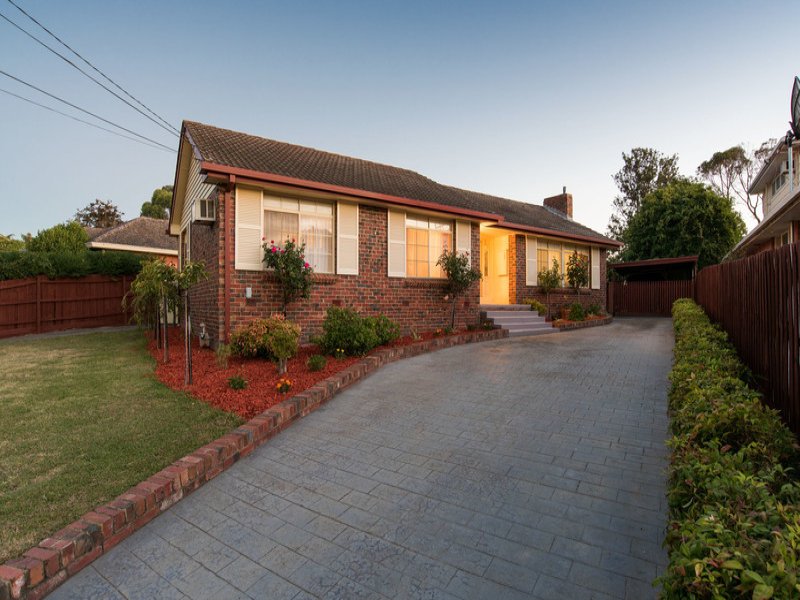 22 Sweetland Road, Mooroolbark image 1