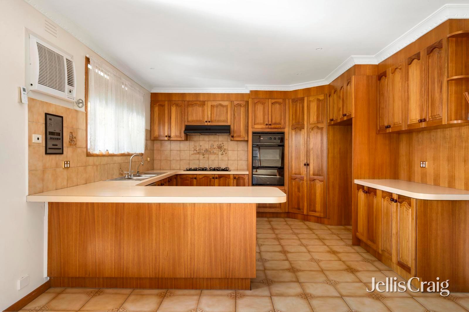 22 Thackeray Quadrant, Avondale&nbsp;Heights image 5