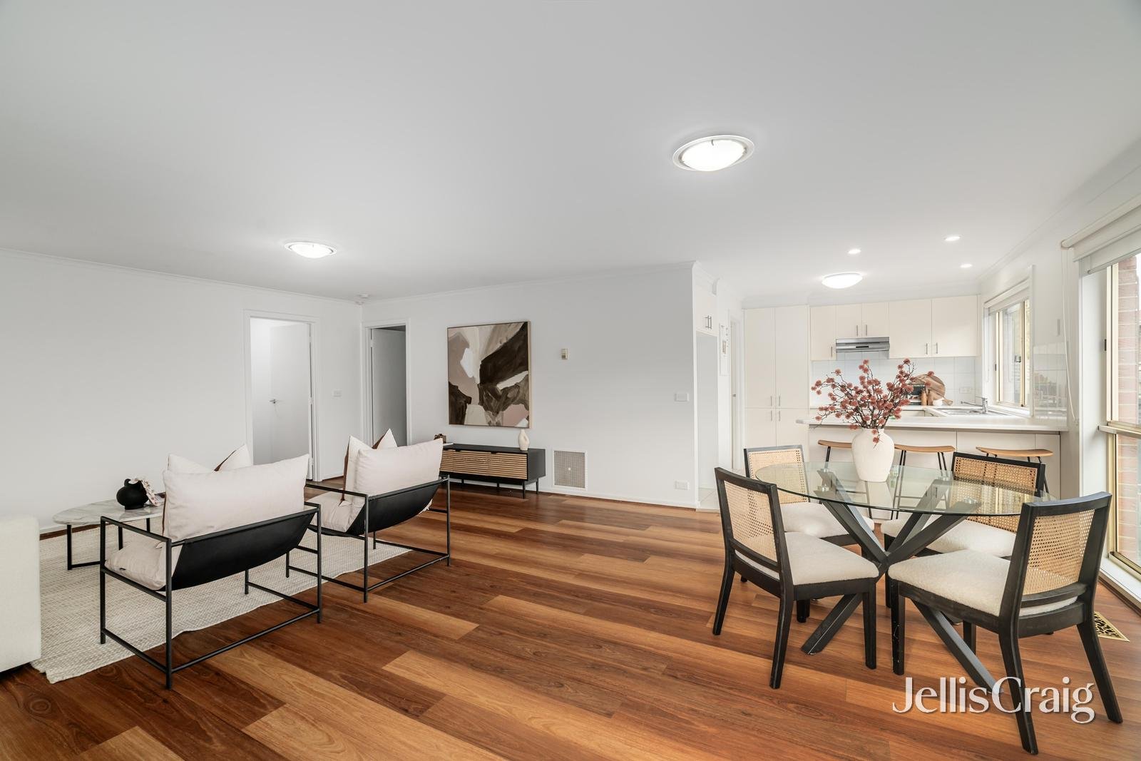 22 The Quadrangle, Glen Waverley image 3
