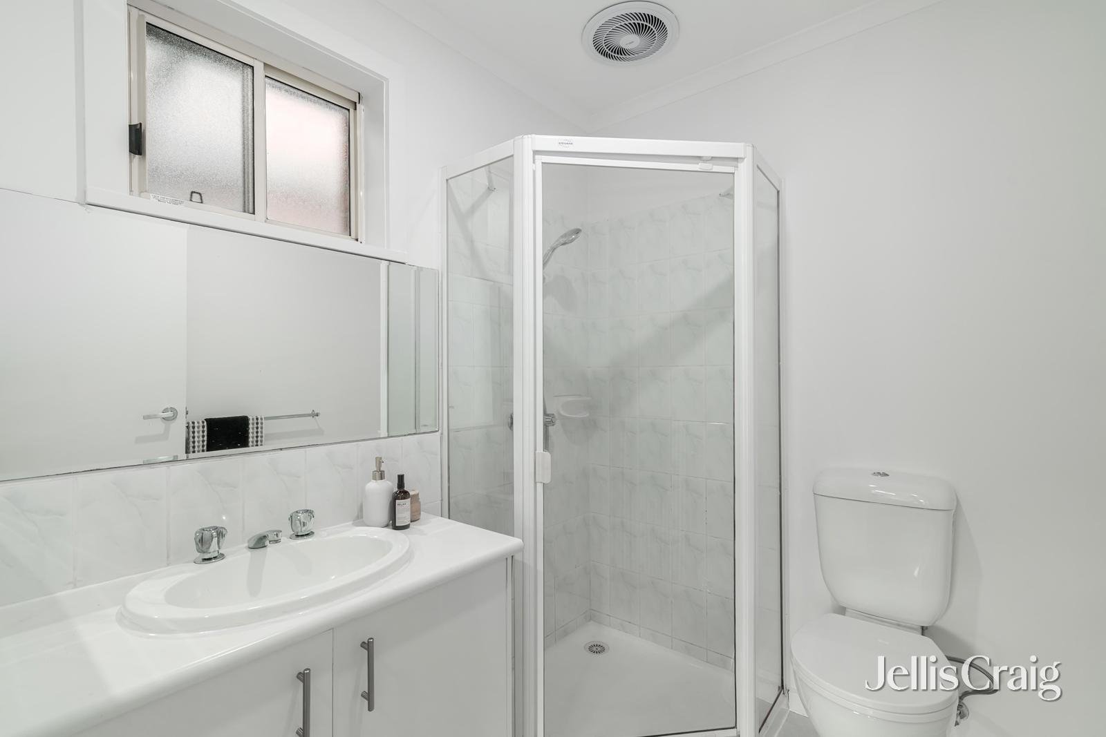 22 The Quadrangle, Glen Waverley image 6