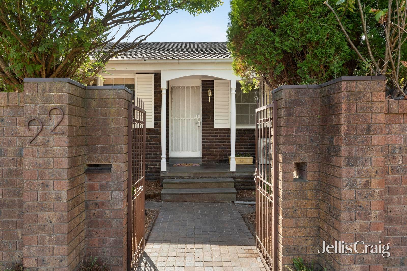 22 Torwood Avenue, Glen&nbsp;Waverley image 1