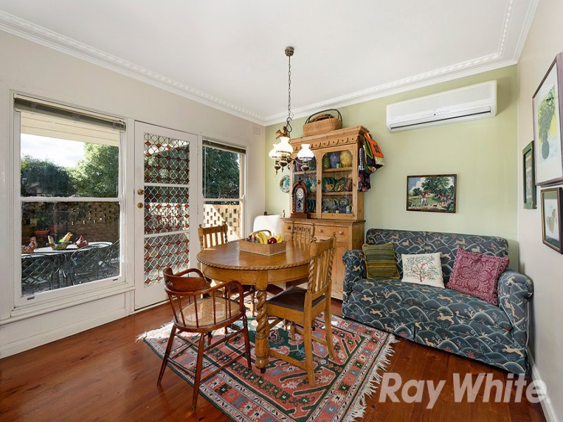 22 Trevor Court, Mount Waverley image 4