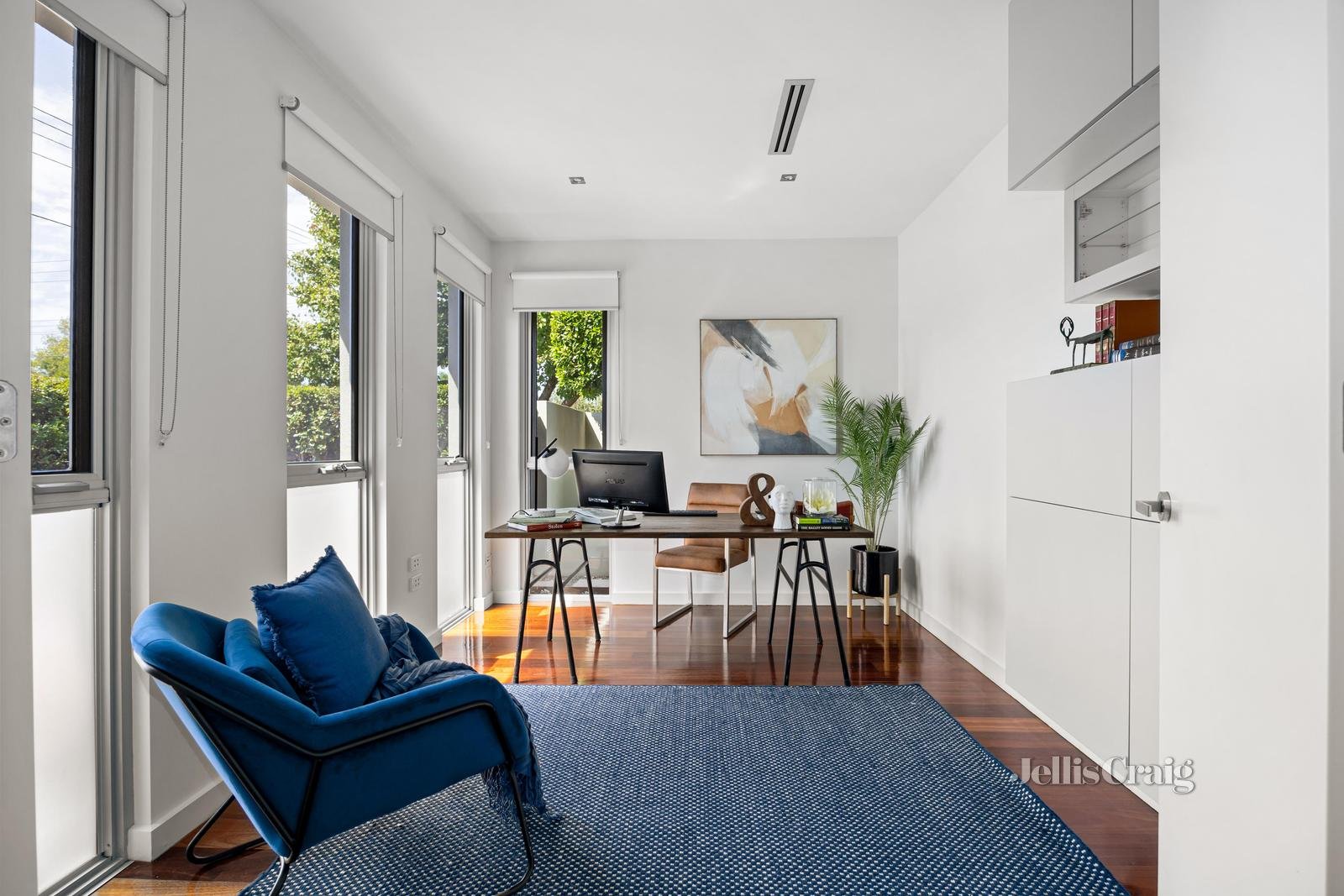 22 Valkstone Street, Bentleigh East image 5