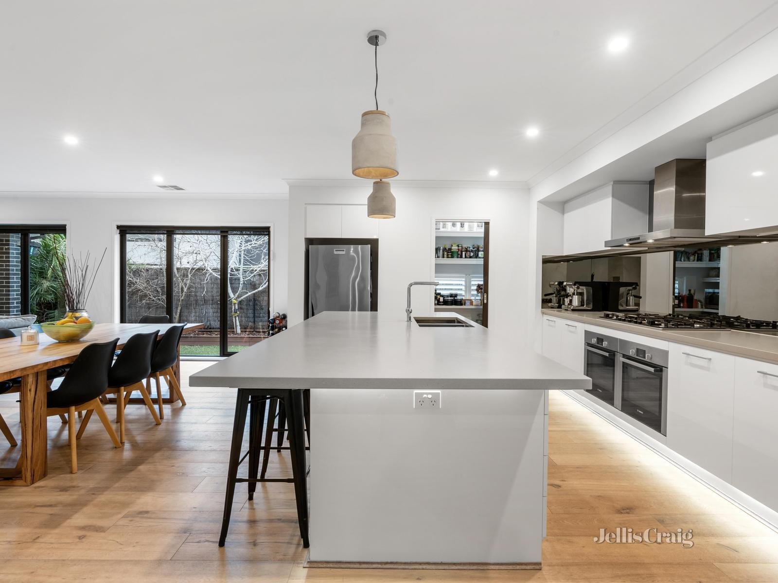 22 Verene Avenue, Templestowe Lower image 3
