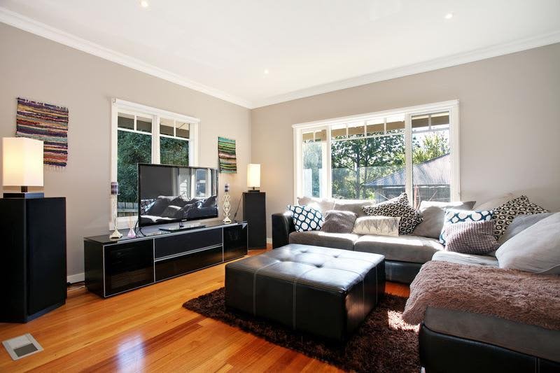 2/2 Victoria Street, Ringwood East image 2