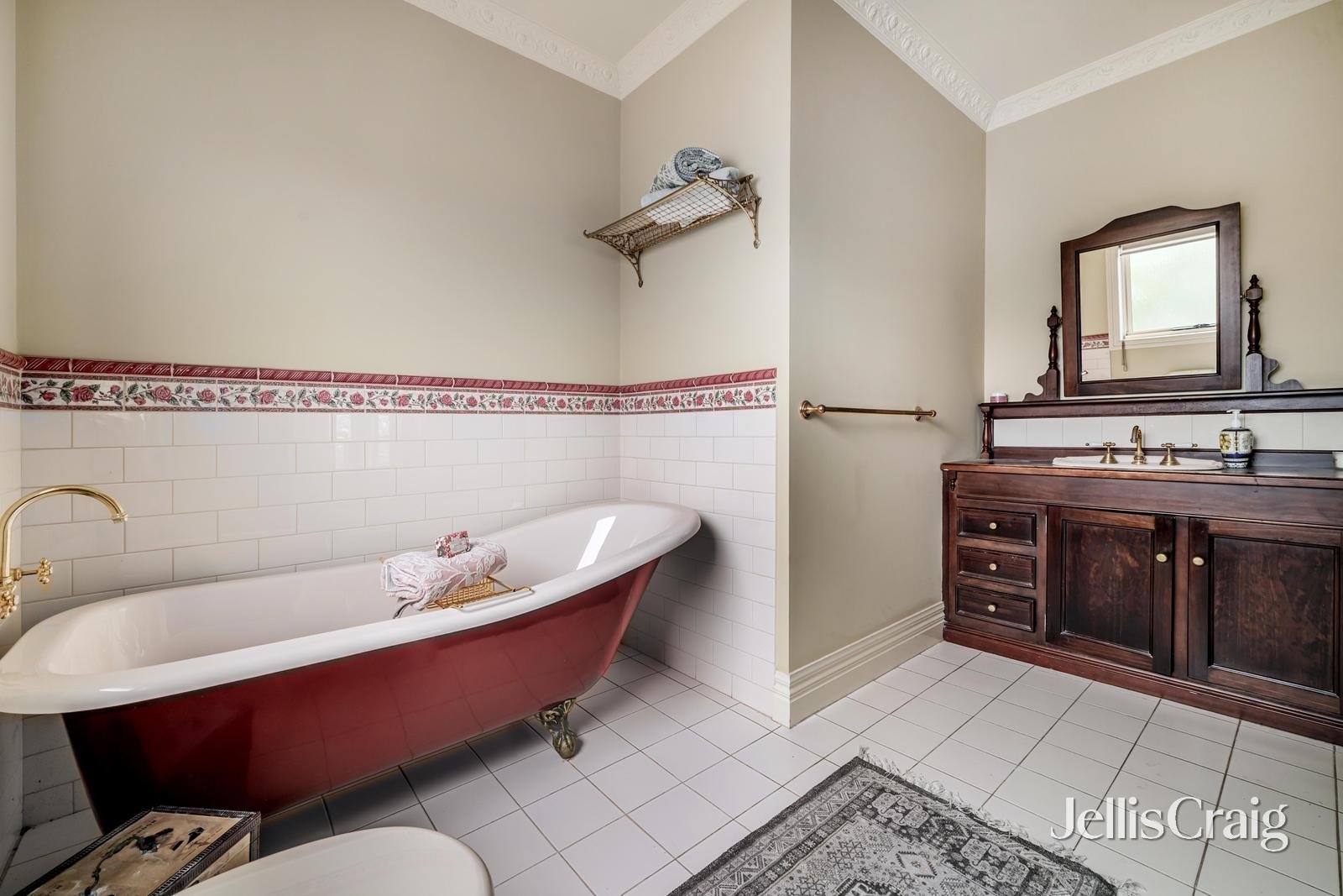 22 Viewgrand Way, Greensborough image 11