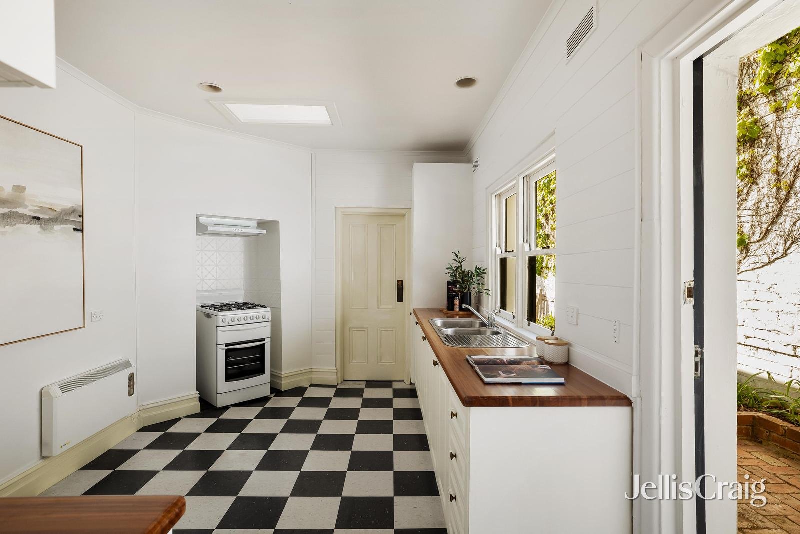22 William Street, Abbotsford image 5