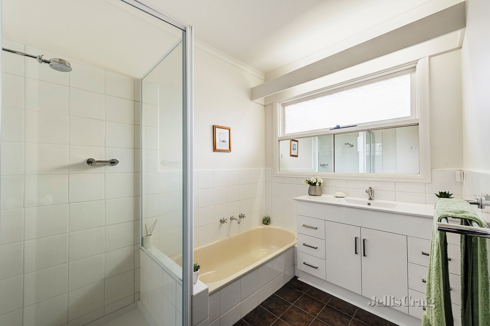 22 Wiseman Street, Hawthorn East image 9