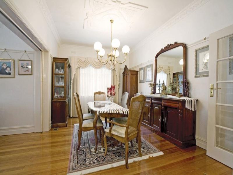 22 Woodville Street, Balwyn North image 3