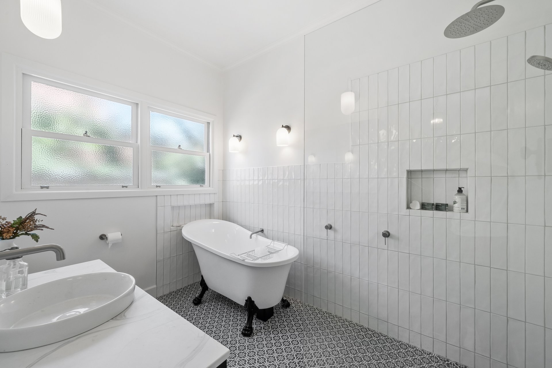 22 Woolley Street, Essendon image 9