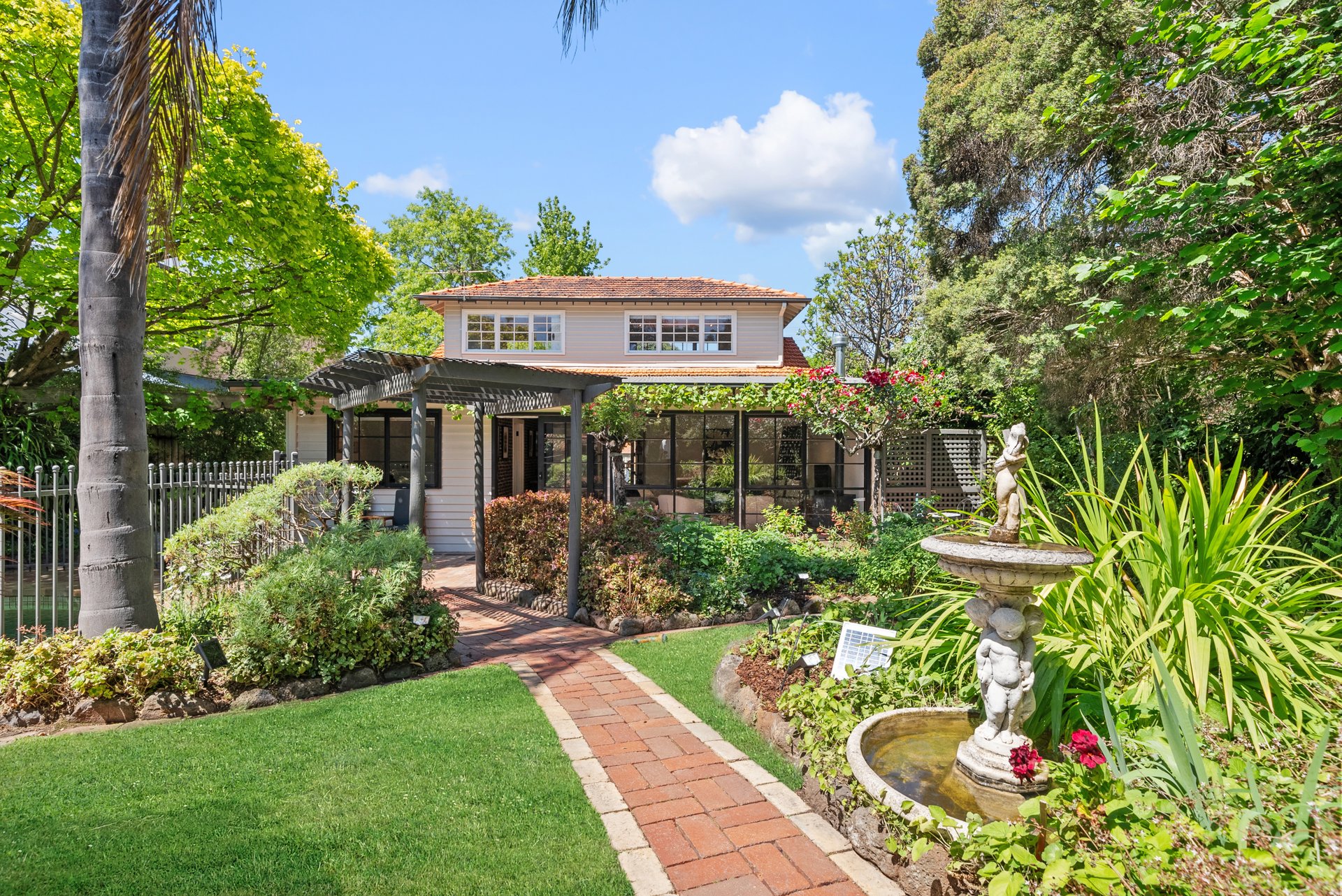 22 Woolley Street, Essendon image 20