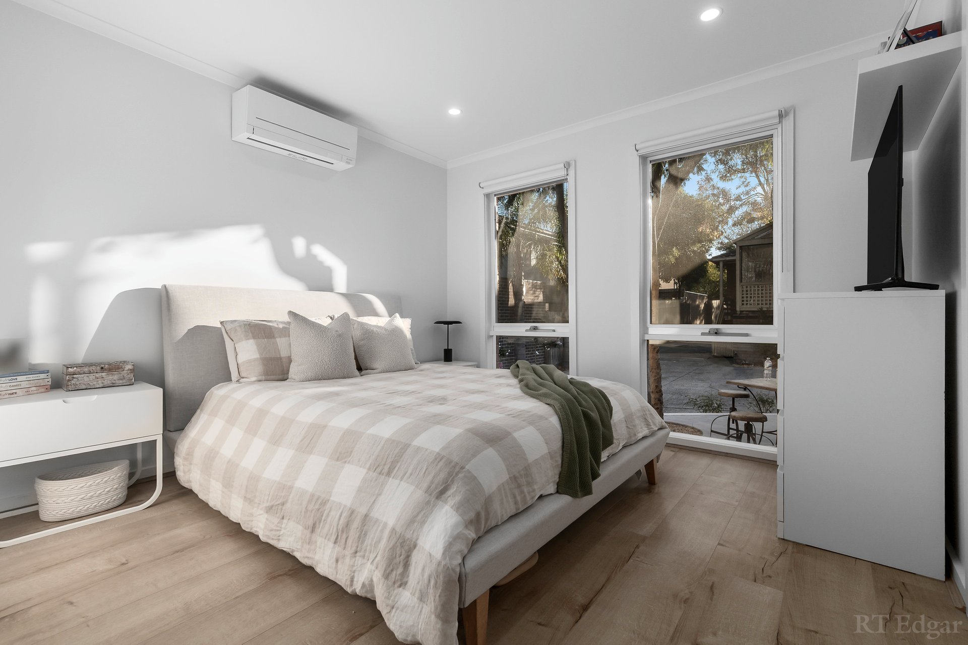 Property Gallery Thumbnail 4