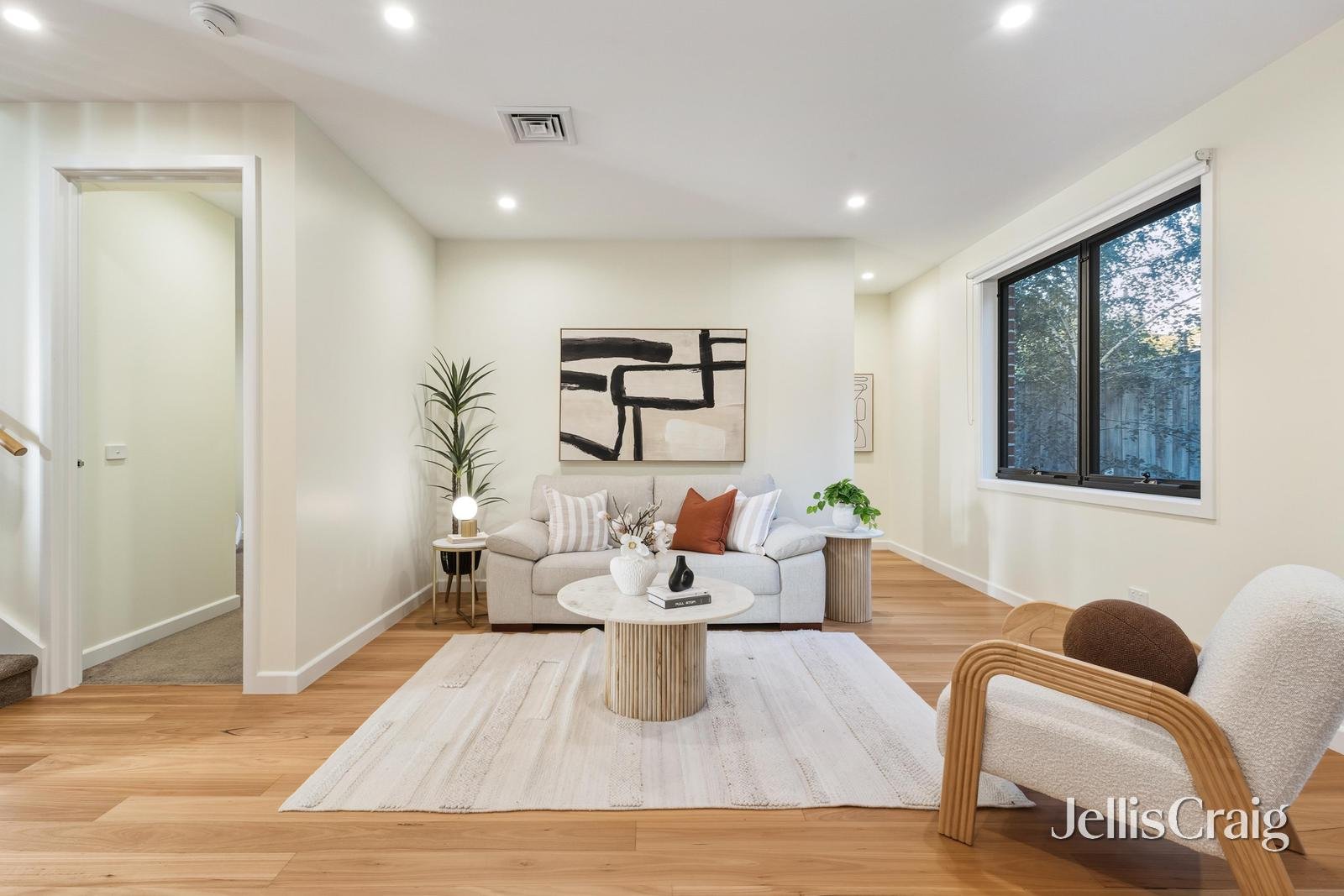 2/20 Camelot Drive, Glen&nbsp;Waverley image 9