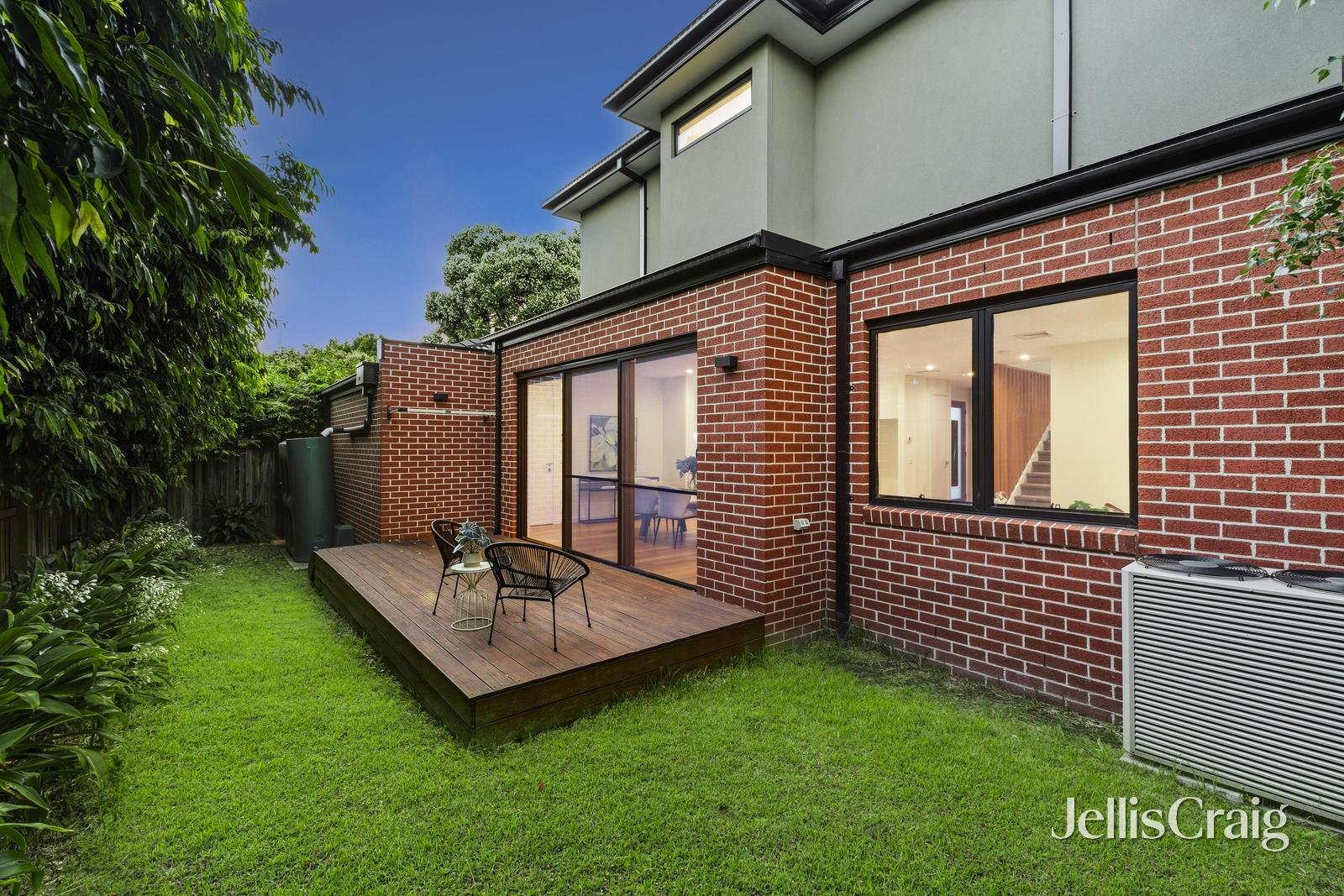 2/20 Camelot Drive, Glen&nbsp;Waverley image 17