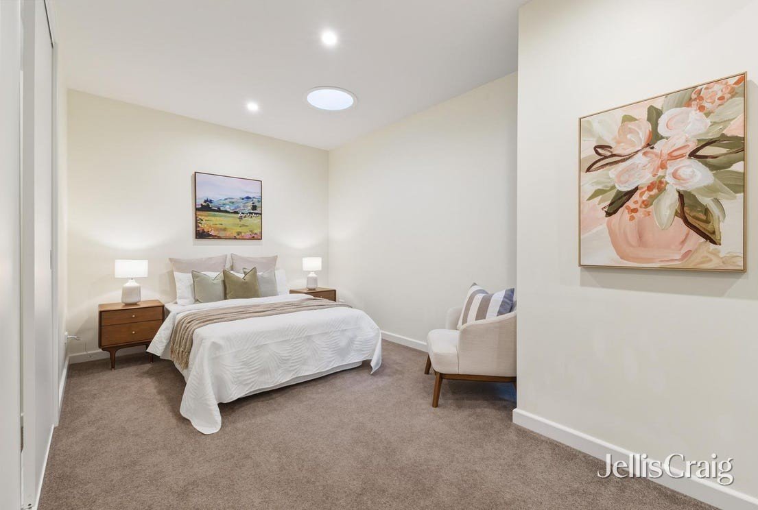 2/20 Camelot Drive, Glen&nbsp;Waverley image 11