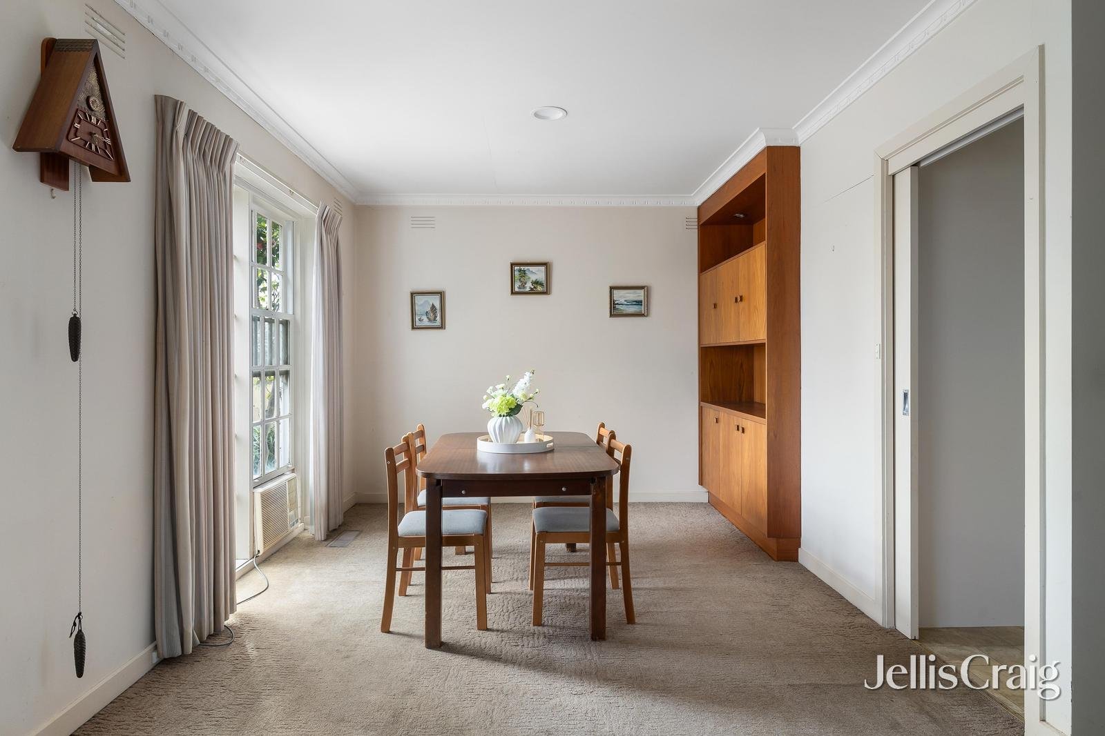 2/20 Clonaig Street, Brighton East image 4