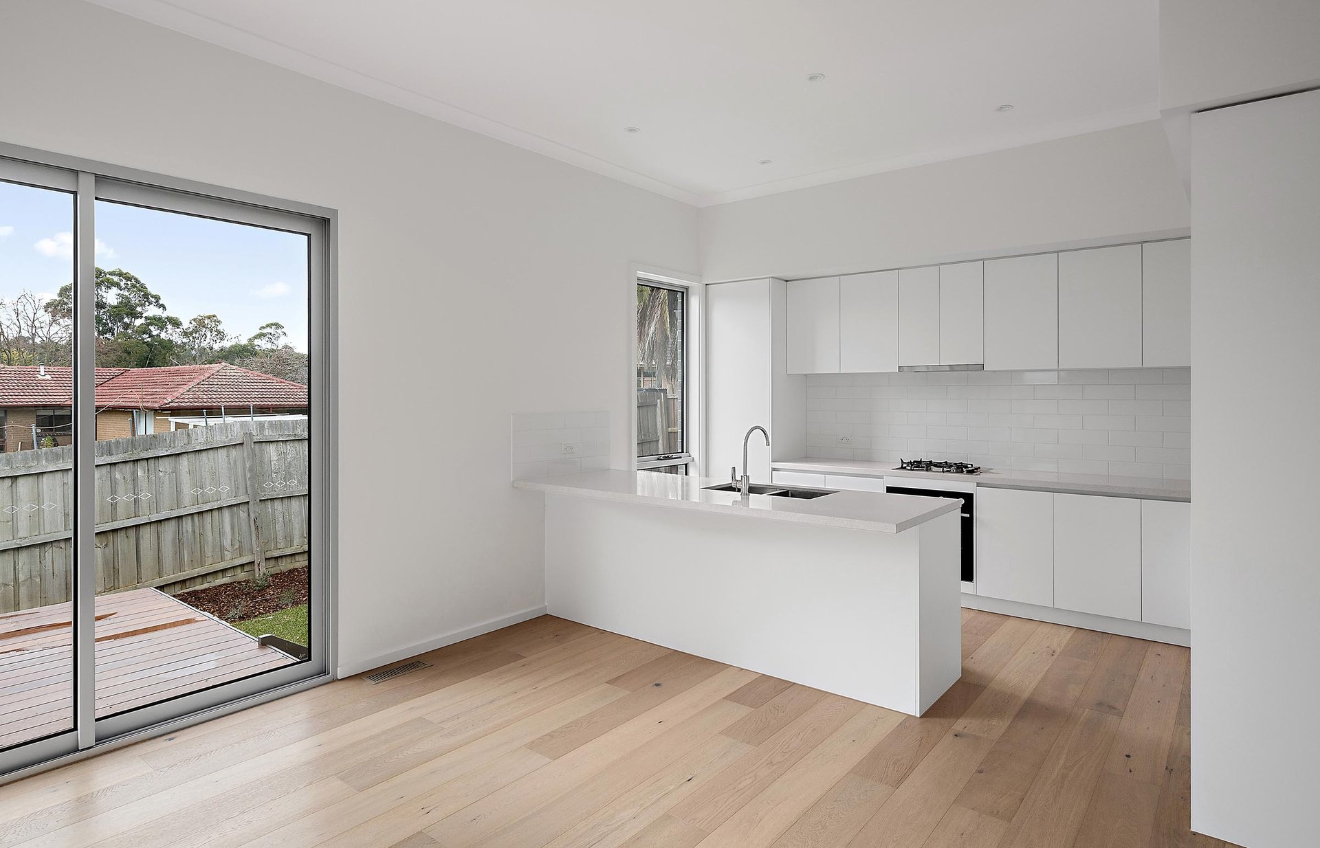 2/20 Diana Street, Croydon image 2
