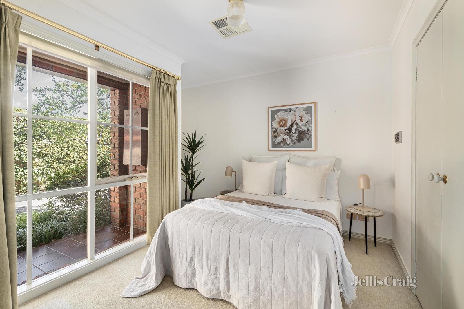 2/20 Doonkuna Avenue, Camberwell image 10