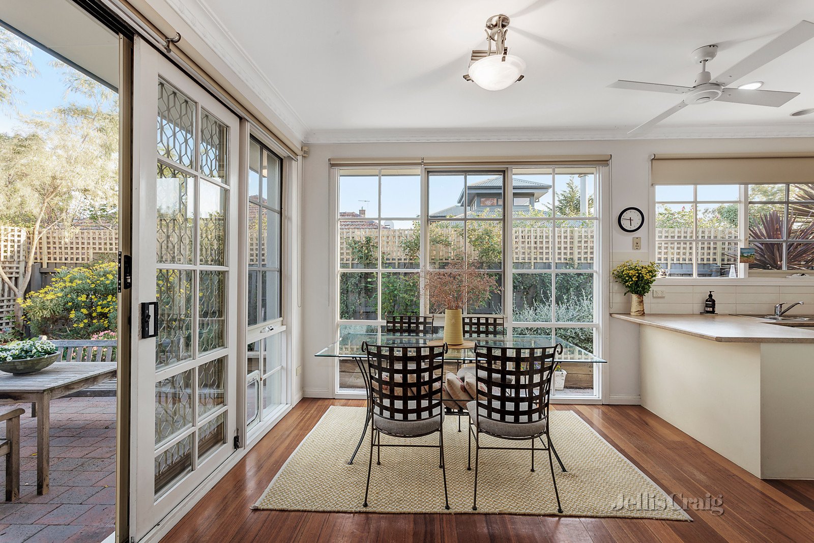 2/20 Foch Street, Ormond image 2