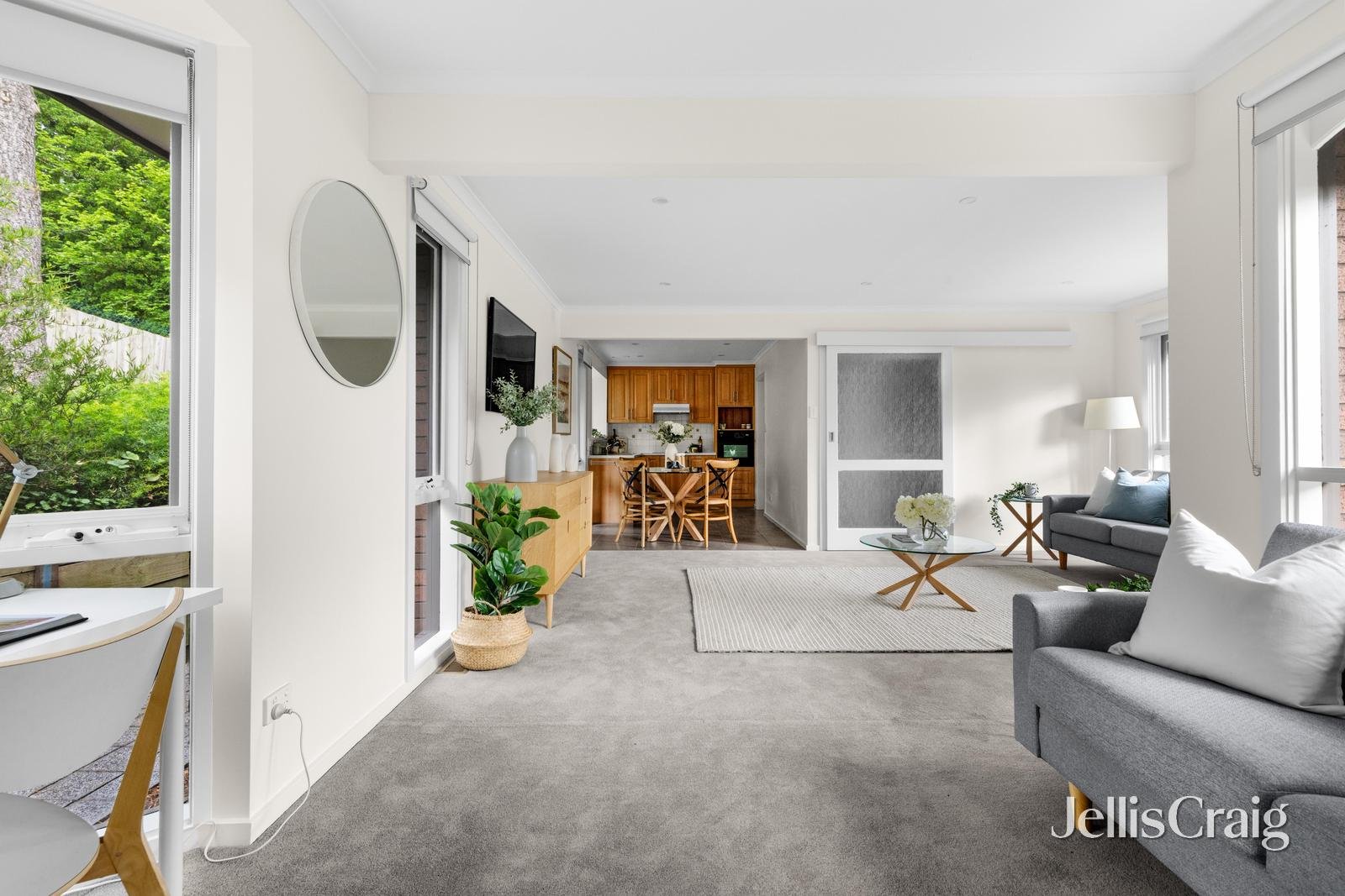 2/20 Greenmeyer Court, Greensborough image 5
