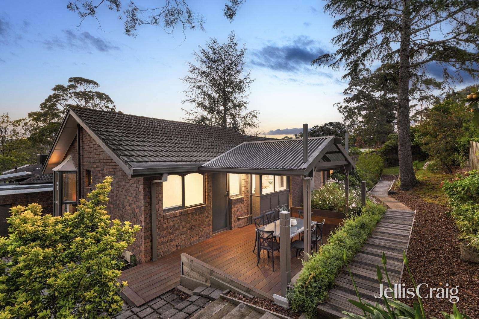 2/20 Greenmeyer Court, Greensborough image 15