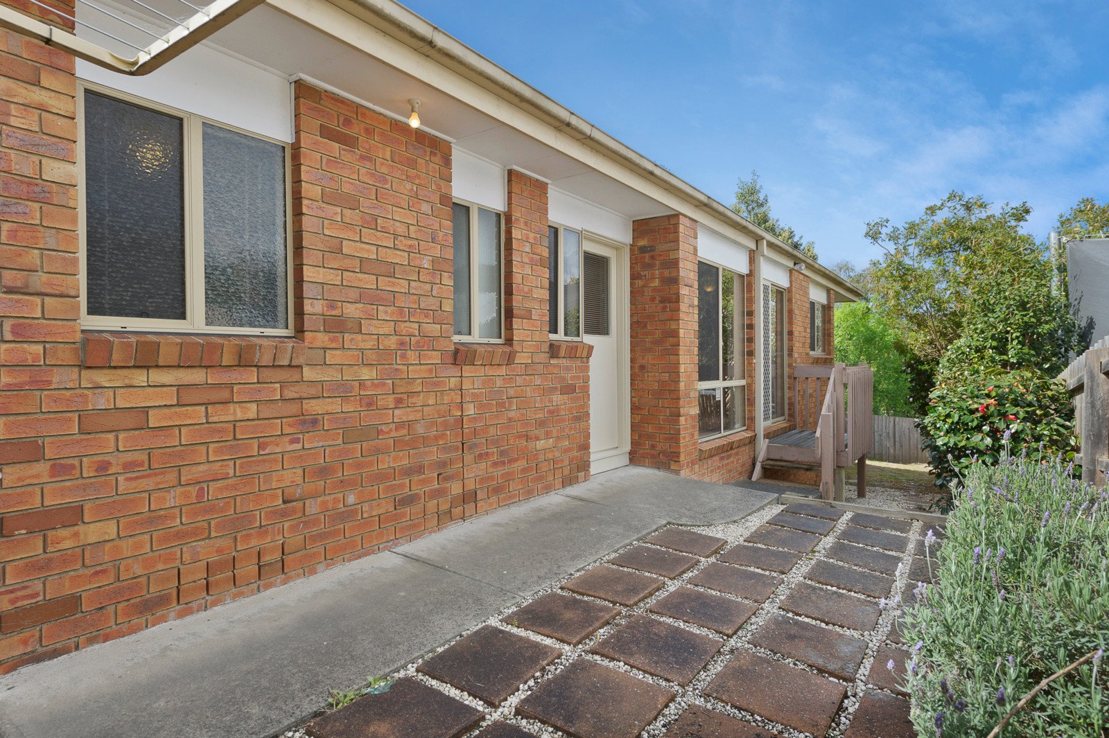 2/20 Ireland Avenue, Doncaster East image 5